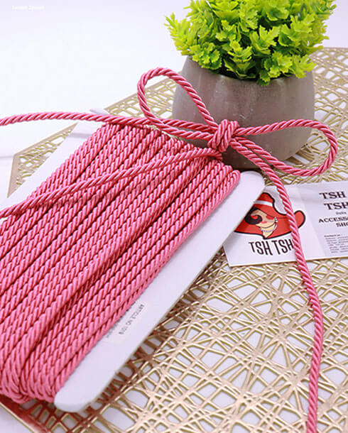 Twisted cord 4 mm. / 18 Yards Fuchsia Color